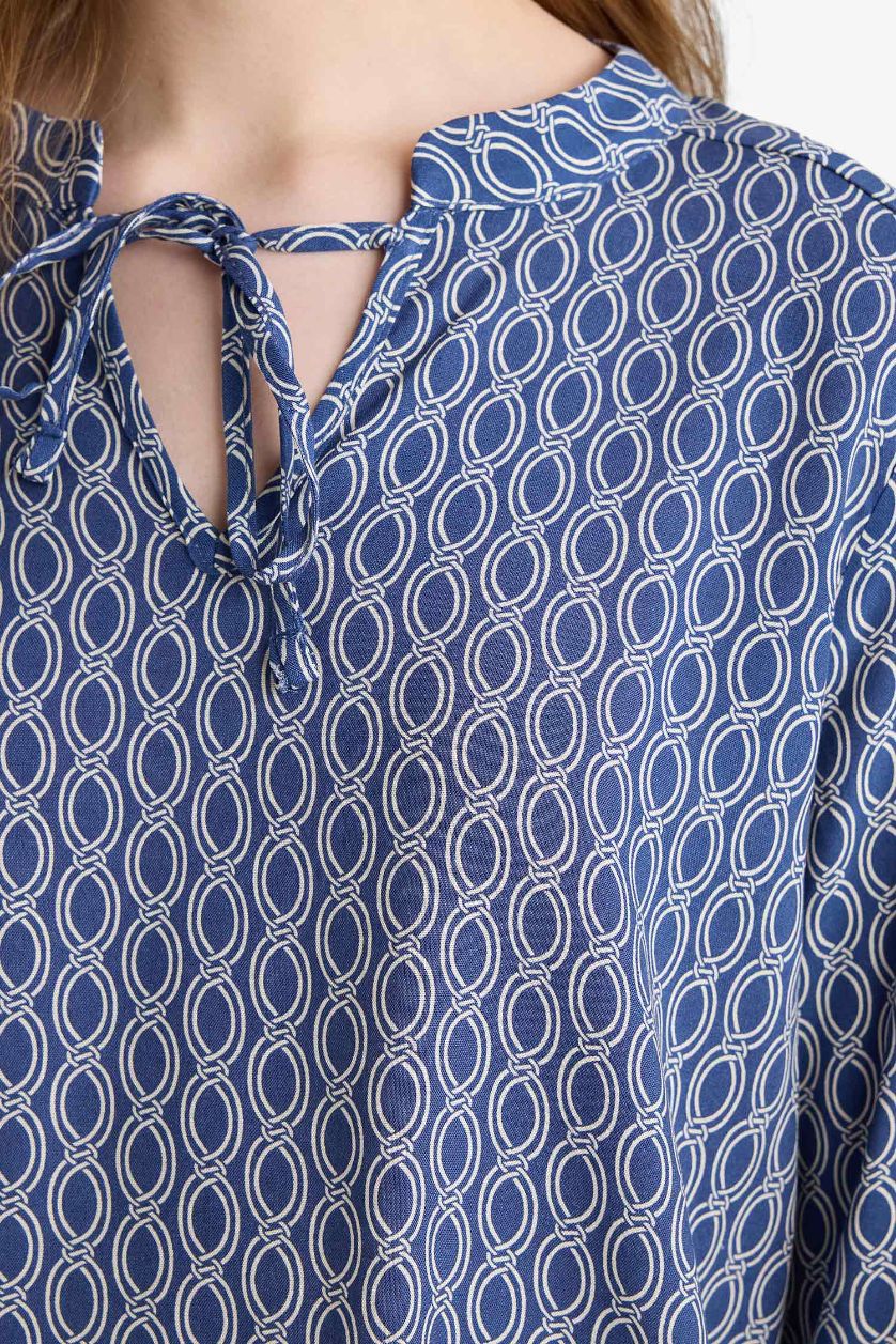 Kadın İndigo Regular Fit Bağcıklı Yaka Desenli Uzun Kollu Bluz