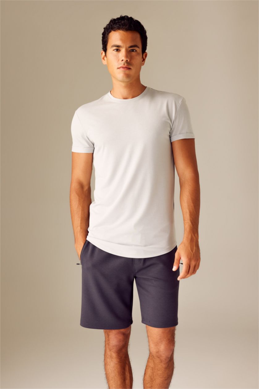 MAN Light Grey Long Muscle Fit Crew Neck Basic T-Shirt