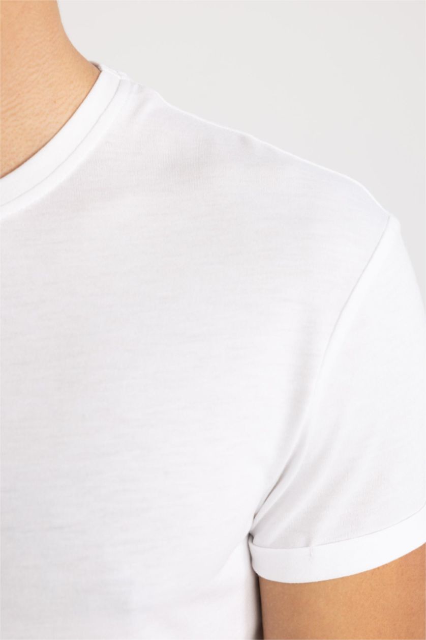 MAN White Long Muscle Fit Short Sleeve T-Shirt