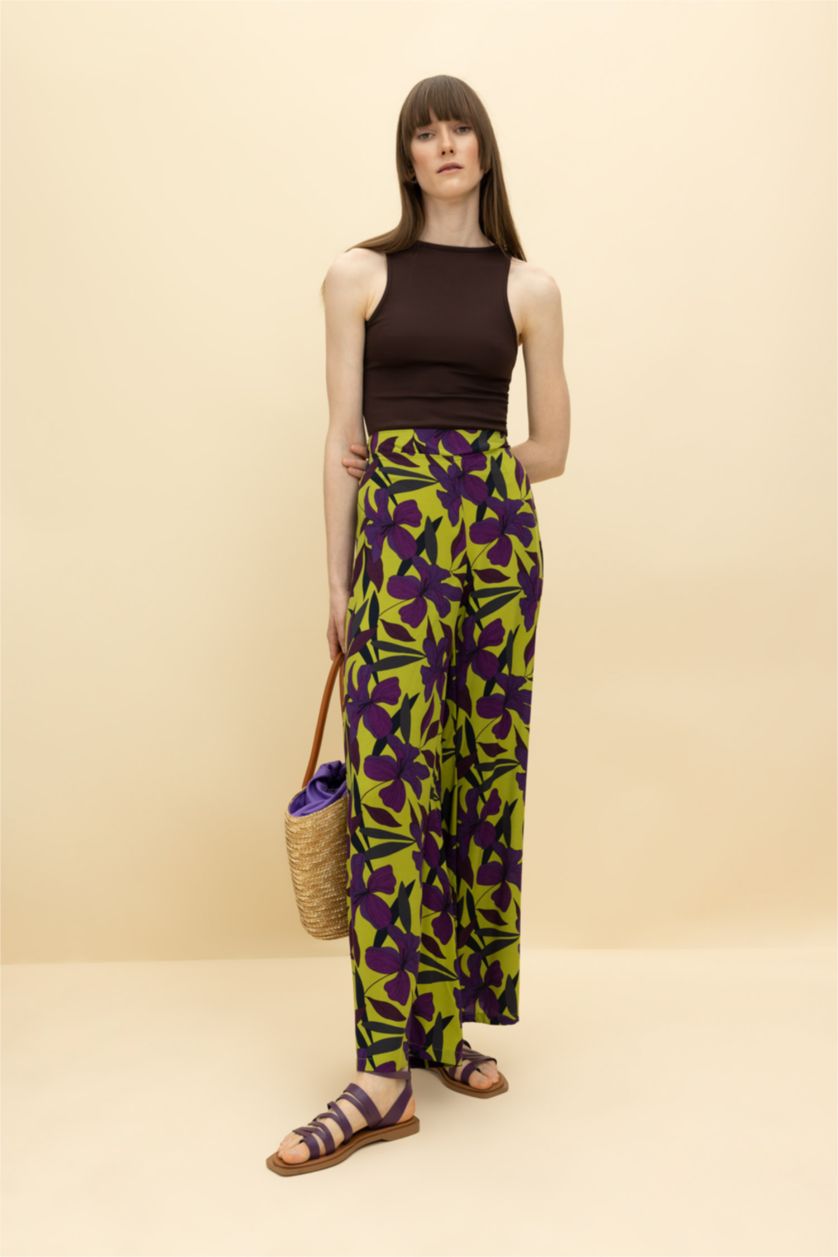 Kadın Yeşil Desenli Geniş Paça Palazzo Viskon Pantolon