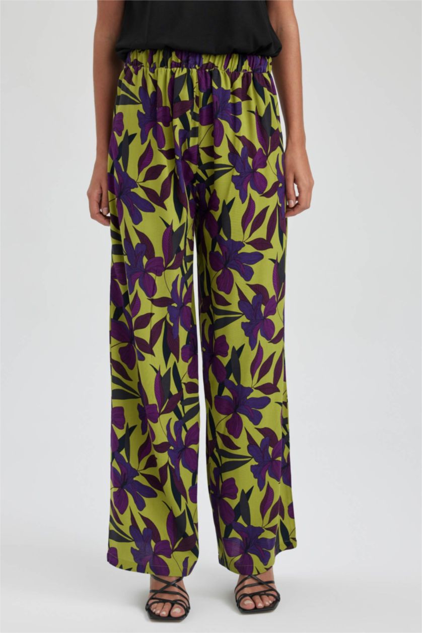 Kadın Yeşil Desenli Geniş Paça Palazzo Viskon Pantolon