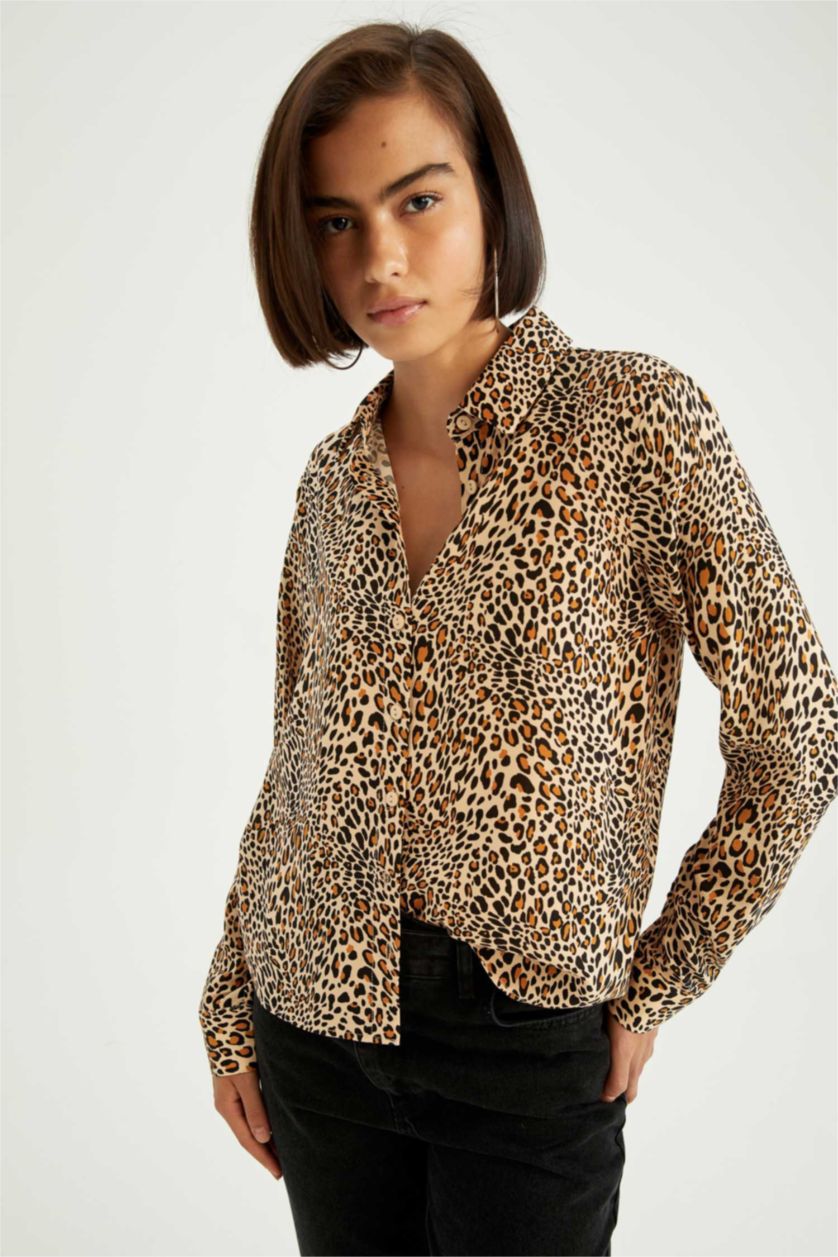 نساء اللون الحجري قميص فيسكوز تايجر كم طويل قصة عادية