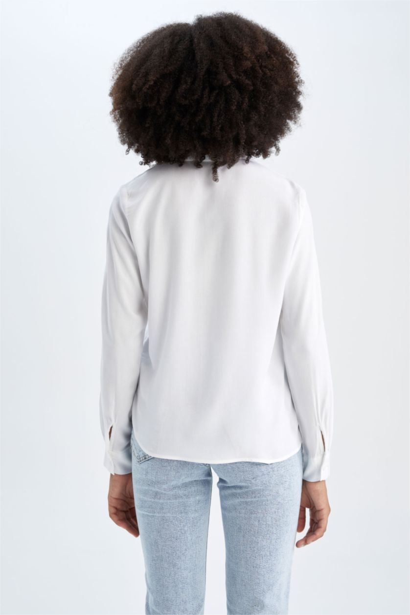 FEMME Blanc Chemise en viscose à manches longues et col chemise coupe classique