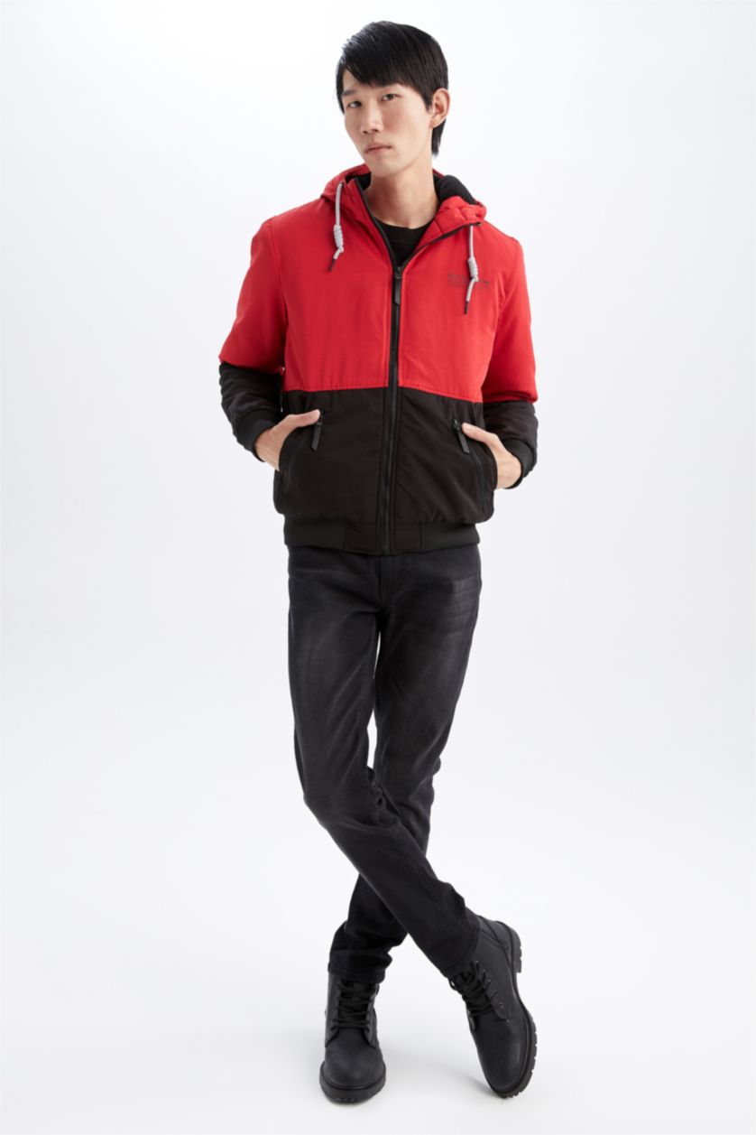 Erkek Kırmızı Su Geçirmez Rüzgar Geçirmez Slim Fit Kapüşonlu Suni Kürklü Mont