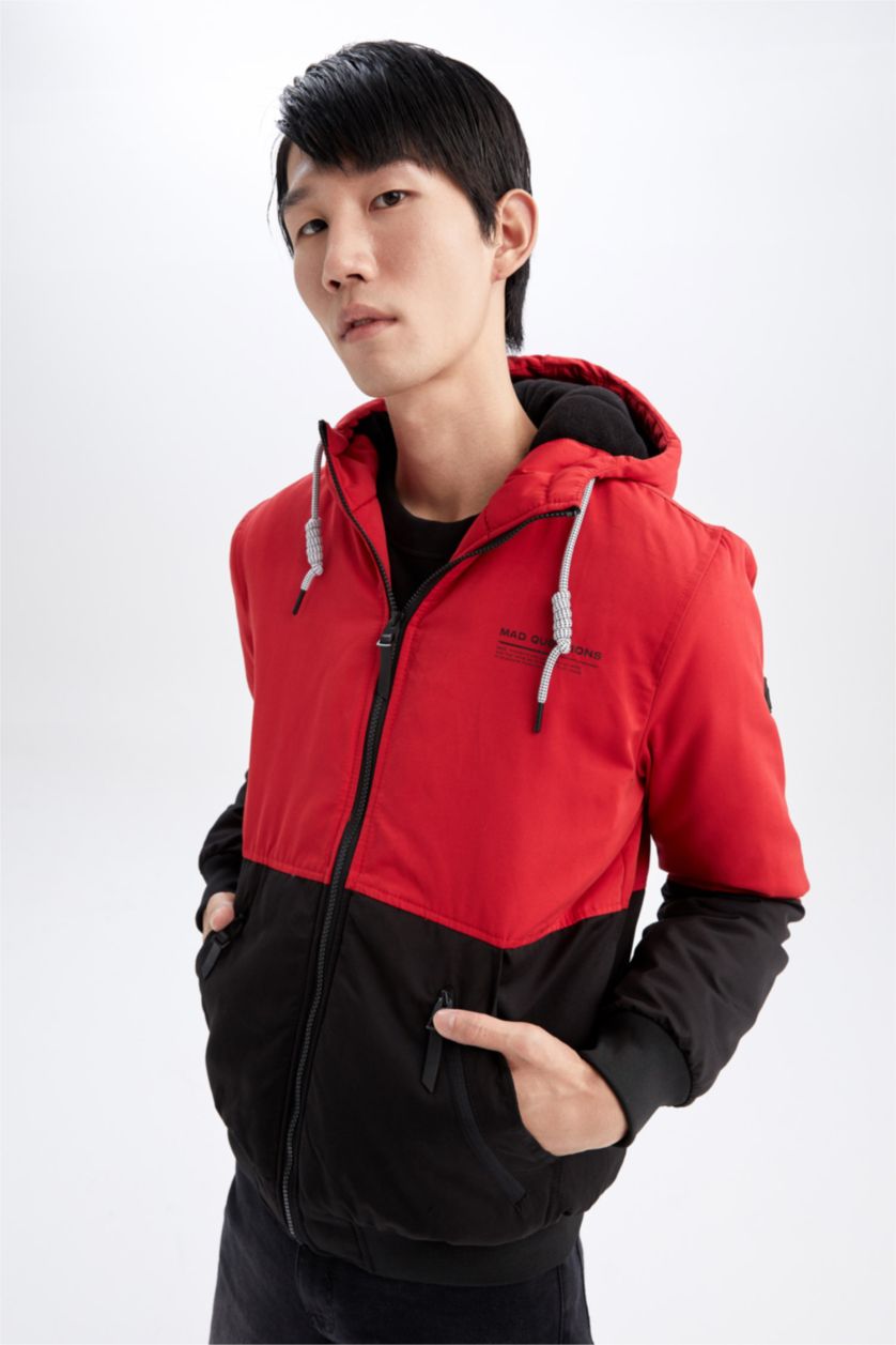 Erkek Kırmızı Su Geçirmez Rüzgar Geçirmez Slim Fit Kapüşonlu Suni Kürklü Mont