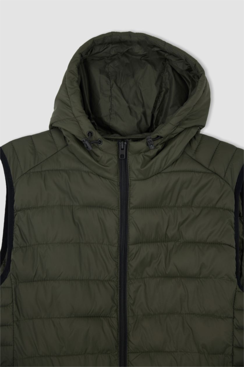 Erkek Haki Hafif Şişme Yelek Su İtici Slim Fit Dar Kesim Kapüşonlu Fermuarlı Cepli Mevsimlik