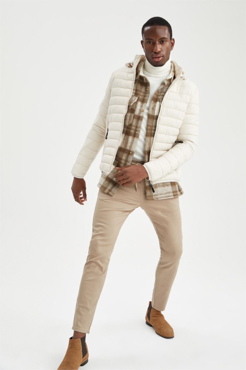 Erkek Taş Su İtici Hafif Şişme Mont Slim Fit Dar Kesim Kapüşonlu Fermuarlı Cepli Mevsimlik