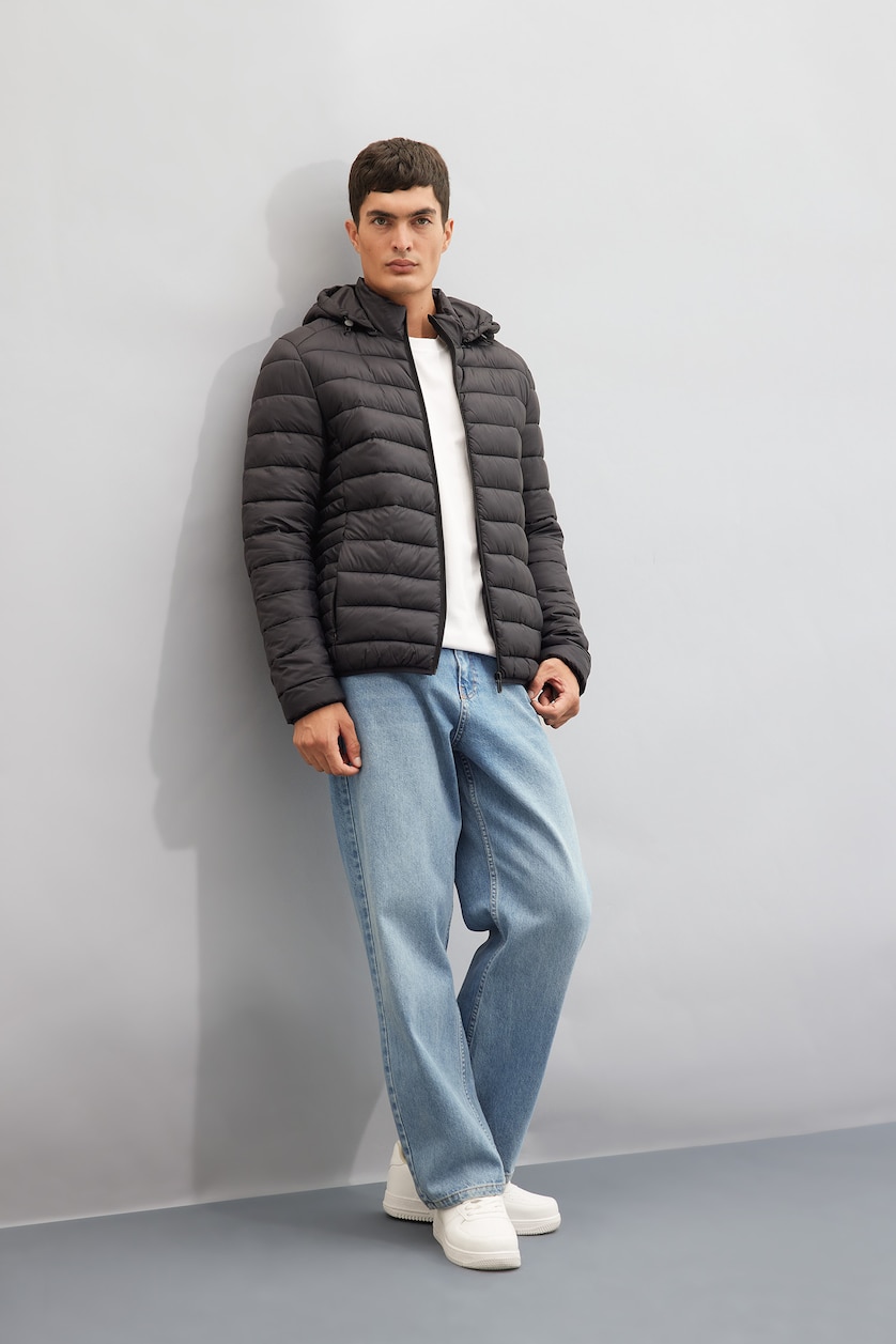 Erkek Siyah Sıcak Tutan Su İtici Slim Fit Mont