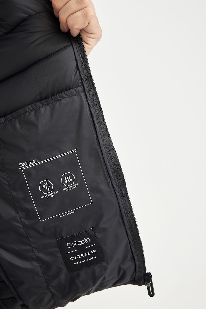 Erkek Siyah Sıcak Tutan Su İtici Slim Fit Mont