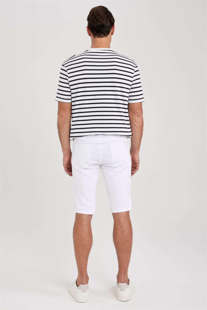MAN White Slim Fit Cotton Bermuda