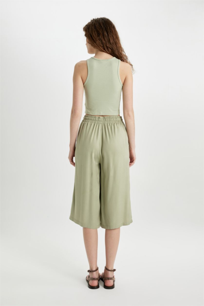 حريمي كاكي فاتح كابري كروب فيت فيسكوز بخصر عالي