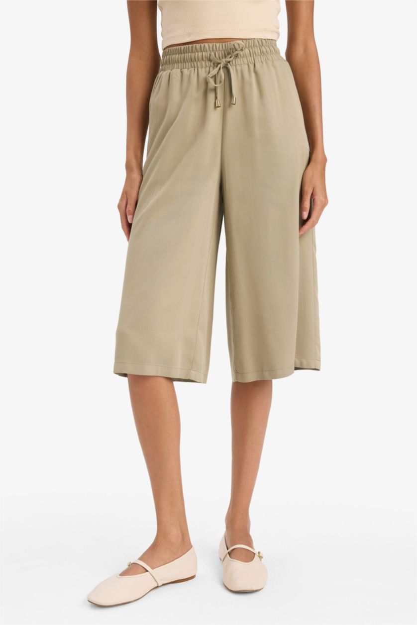 Woman Khaki Viscose High Waist Crop Fit Capri