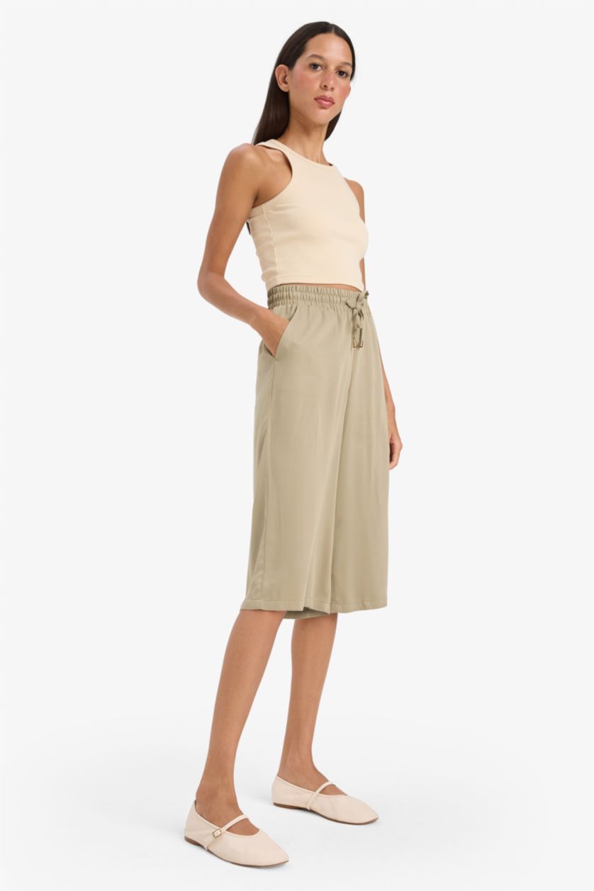 Woman Khaki Viscose High Waist Crop Fit Capri