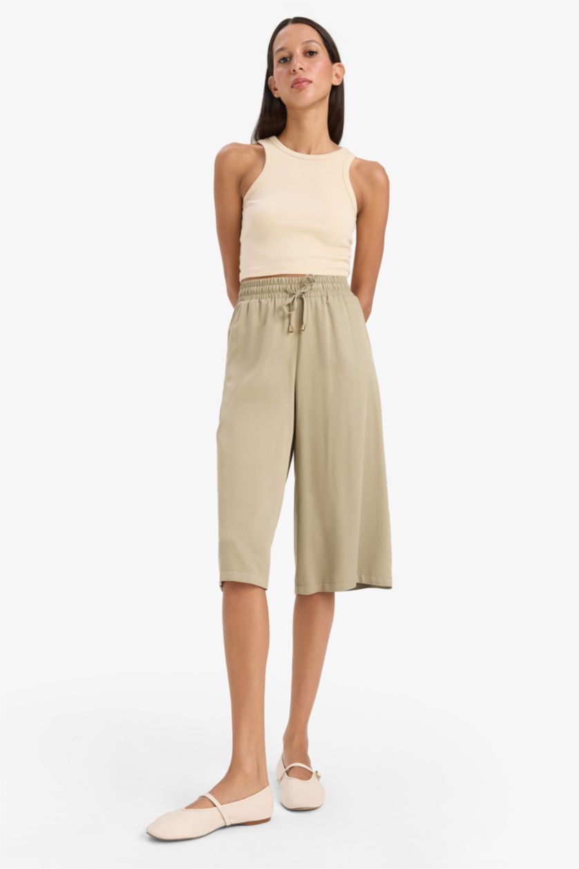 Woman Khaki Viscose High Waist Crop Fit Capri