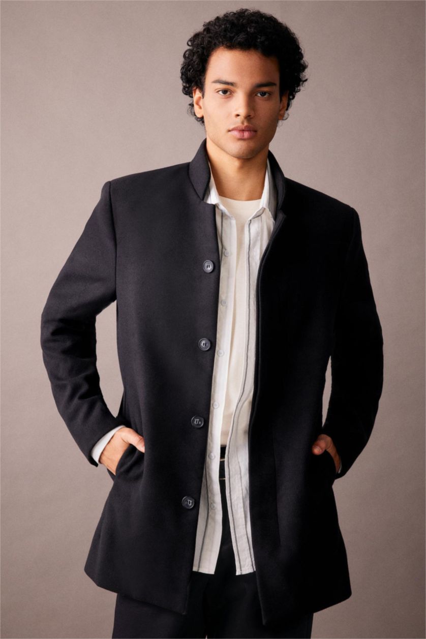Man Black Slim Fit Lined Cachet Coat