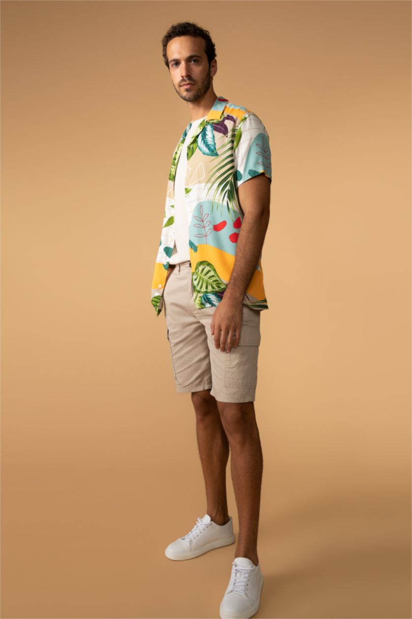 Erkek Bej Regular Fit Kargo Bermuda Şort