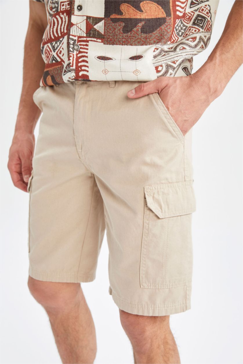 Erkek Bej Regular Fit Kargo Bermuda Şort