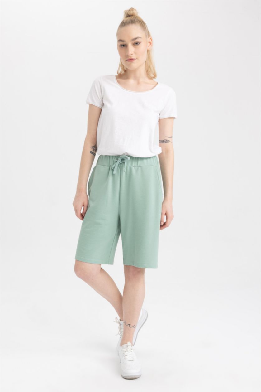 Kadın Açık Yeşil Regular Fit %100 Pamuk Bermuda