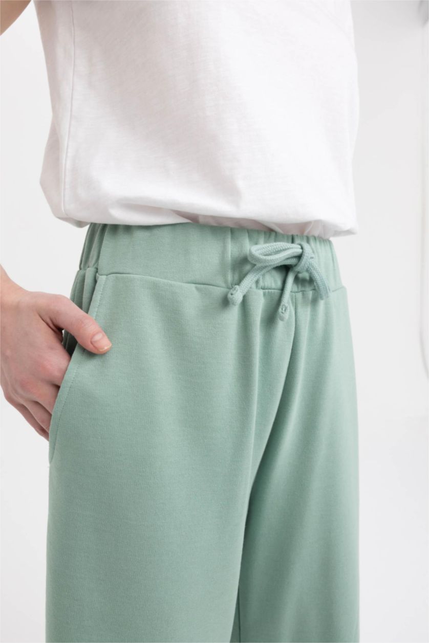 Kadın Açık Yeşil Regular Fit %100 Pamuk Bermuda