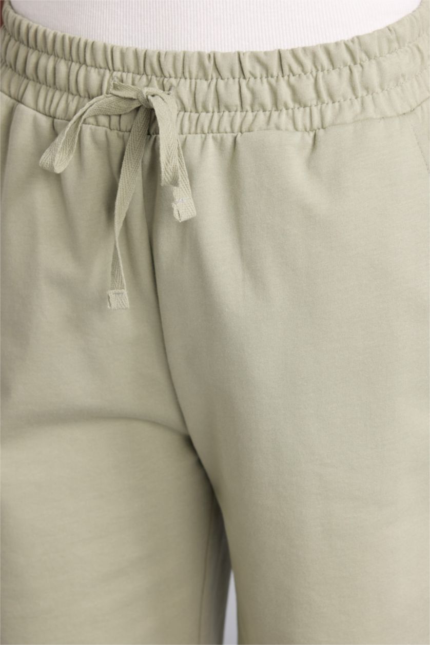 Kadın Yeşil Regular Fit Normal bel Bermuda Şort