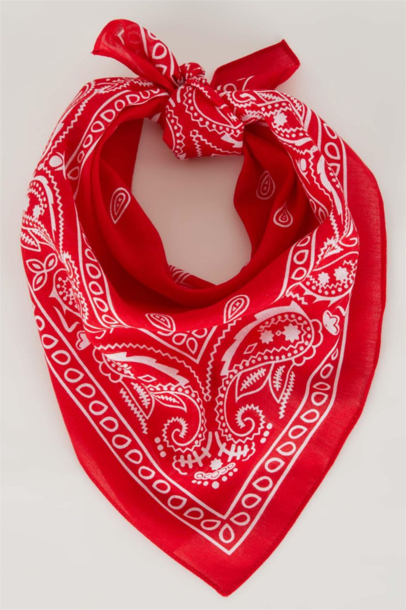 نساء أحمر شال