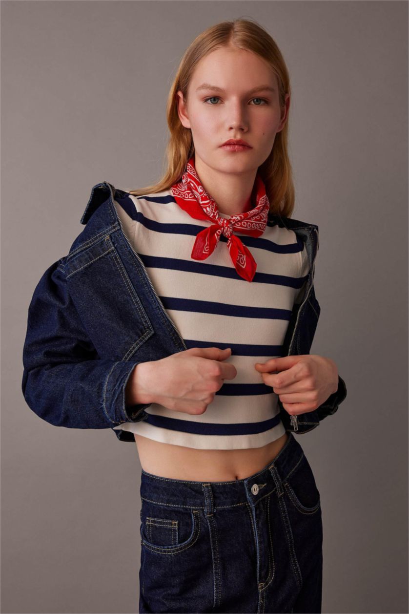 نساء أحمر شال