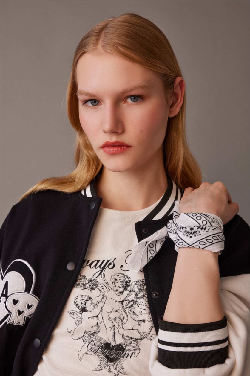 Woman White Woman Patterned Cotton Bandana