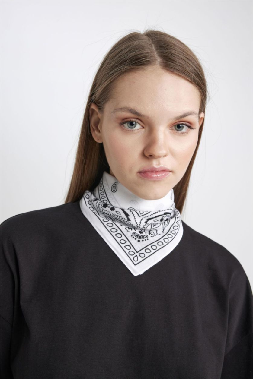 Woman White Woman Patterned Cotton Bandana