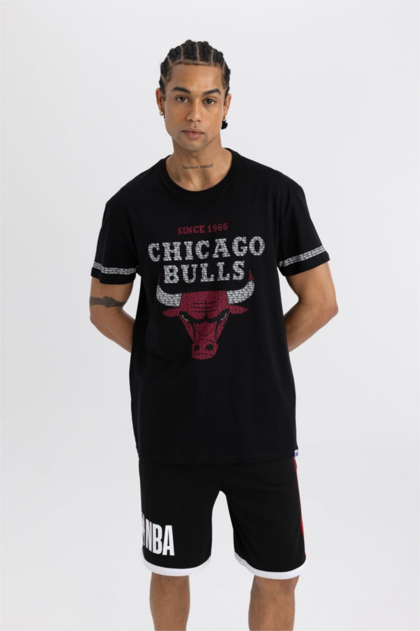 MAN Black DeFactoFit NBA Chicago Bulls Regular Fit Short Sleeve T-Shirt