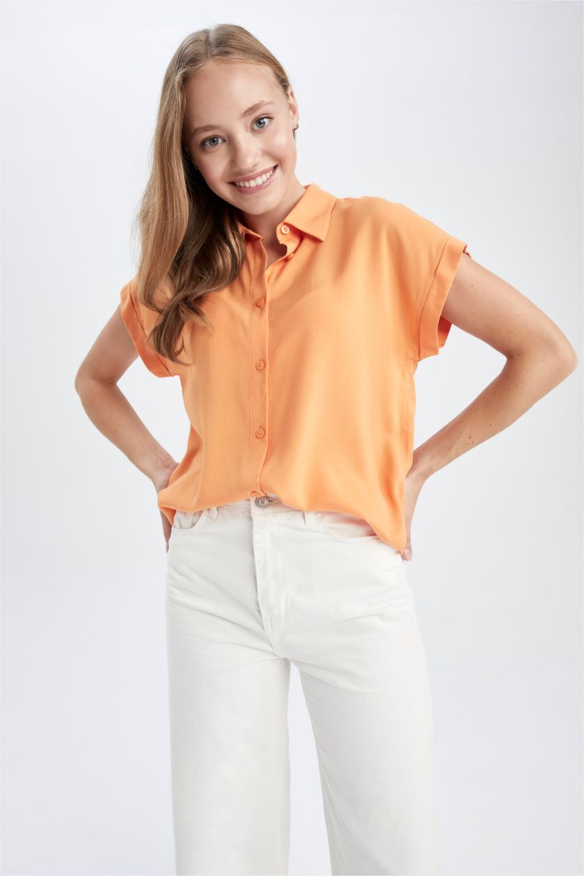 FEMME Orange Clair Chemises à manches courtes Col De Chemise