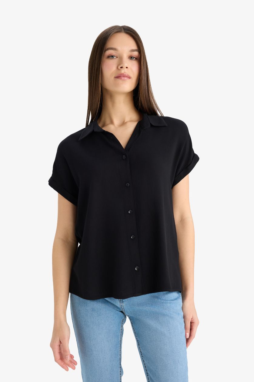 Kadın Siyah Regular Fit Basic Düz Viskon Kısa Kollu Gömlek