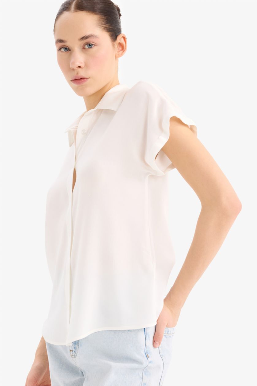 Kadın Kırık Beyaz Regular Fit Kısa Kollu Gömlek