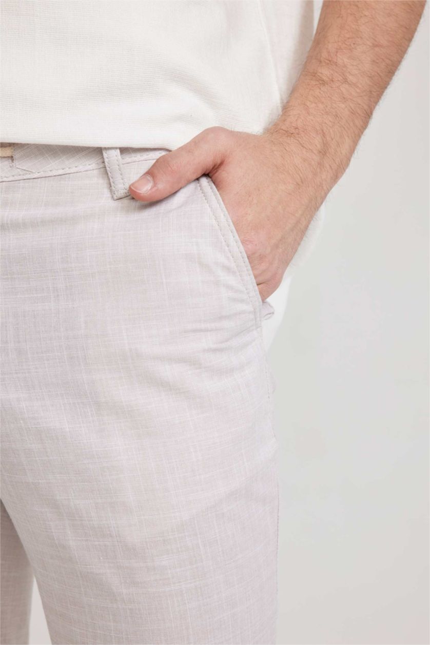 Мужчины Песочный Бермуды стандартного кроя из льна для мужчин