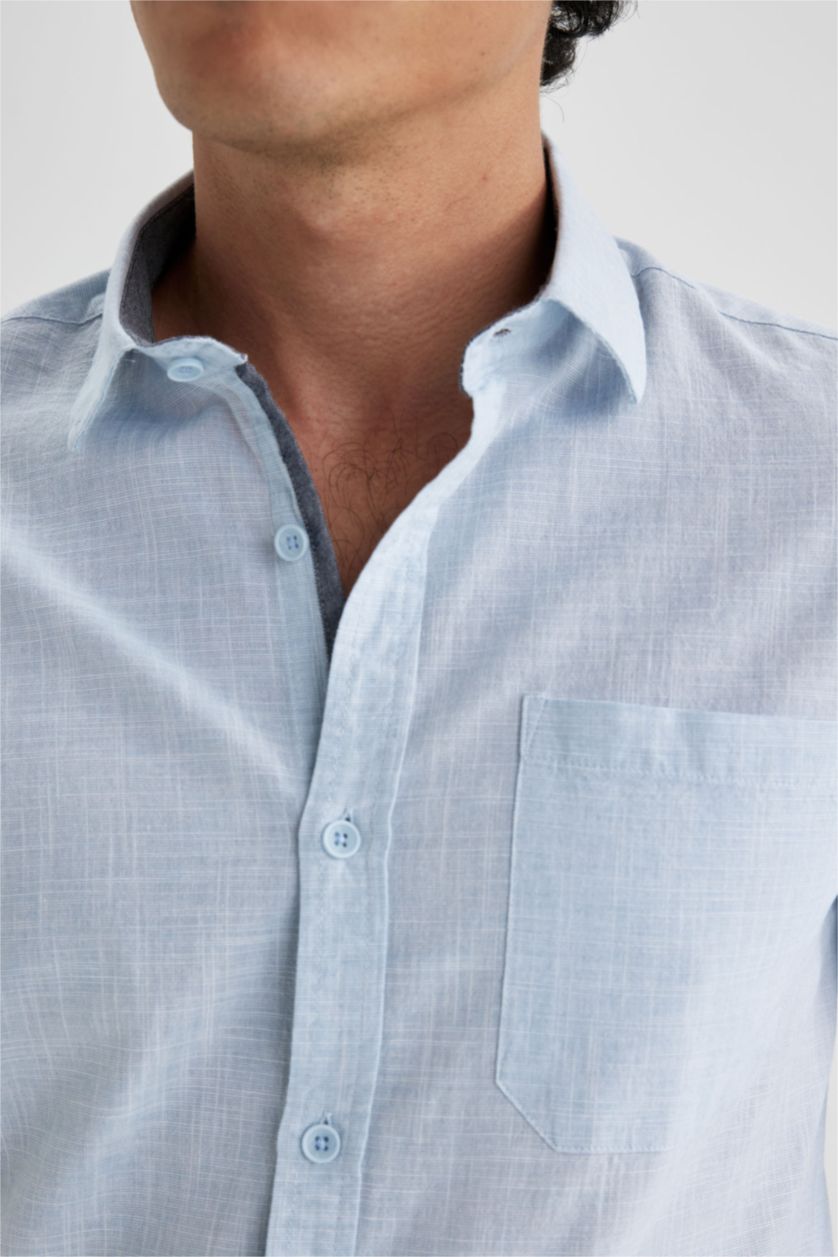 رجال أزرق قميص بقصة ضيقة من البوبلين بأكمام طويلة