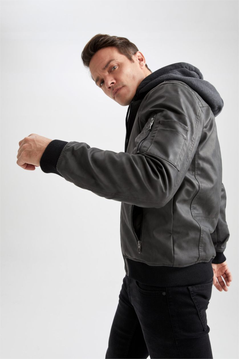 Erkek Koyu Antrasit Slim Fit Kapüşonlu Suni Deri Mont