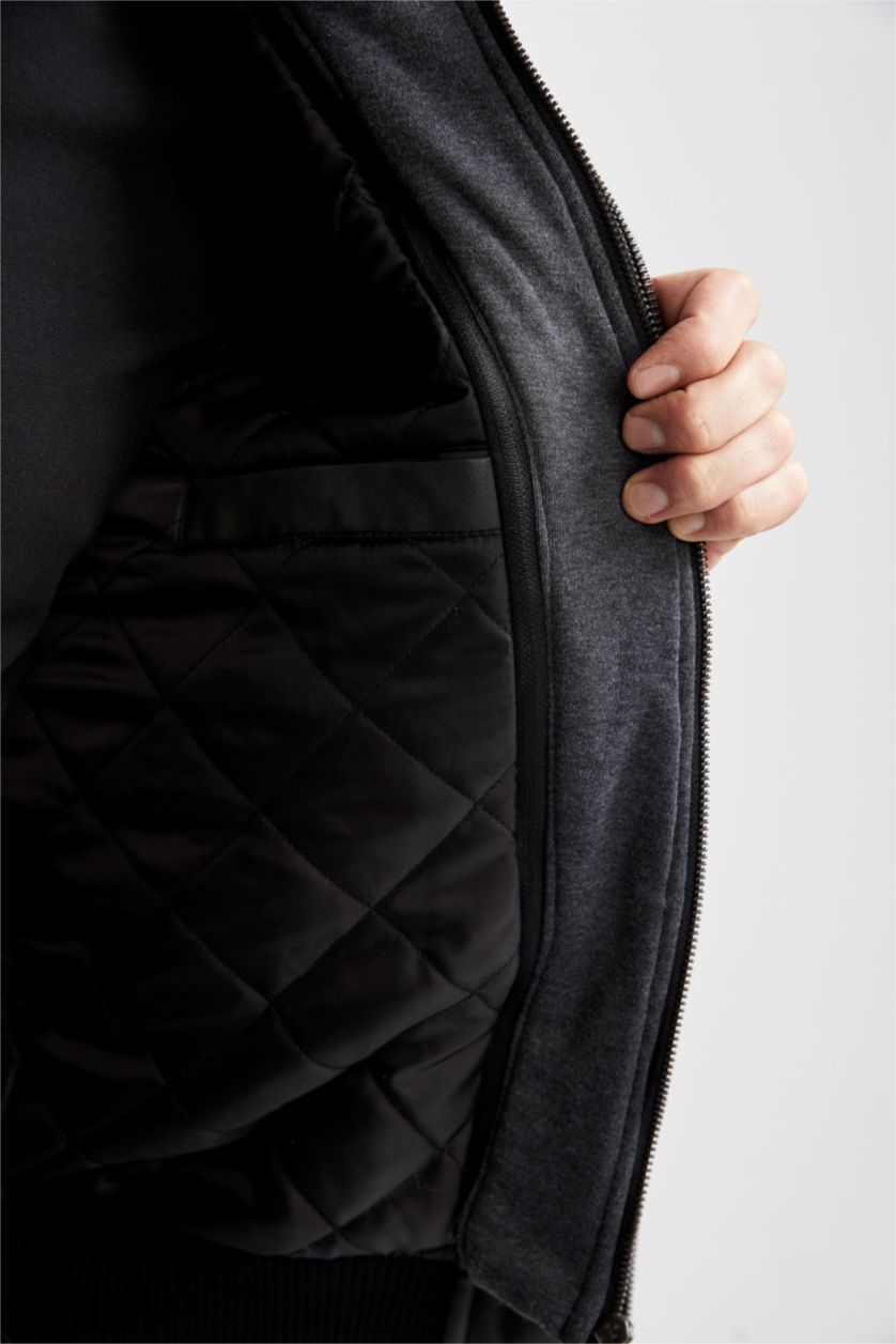 Erkek Koyu Antrasit Slim Fit Kapüşonlu Suni Deri Mont