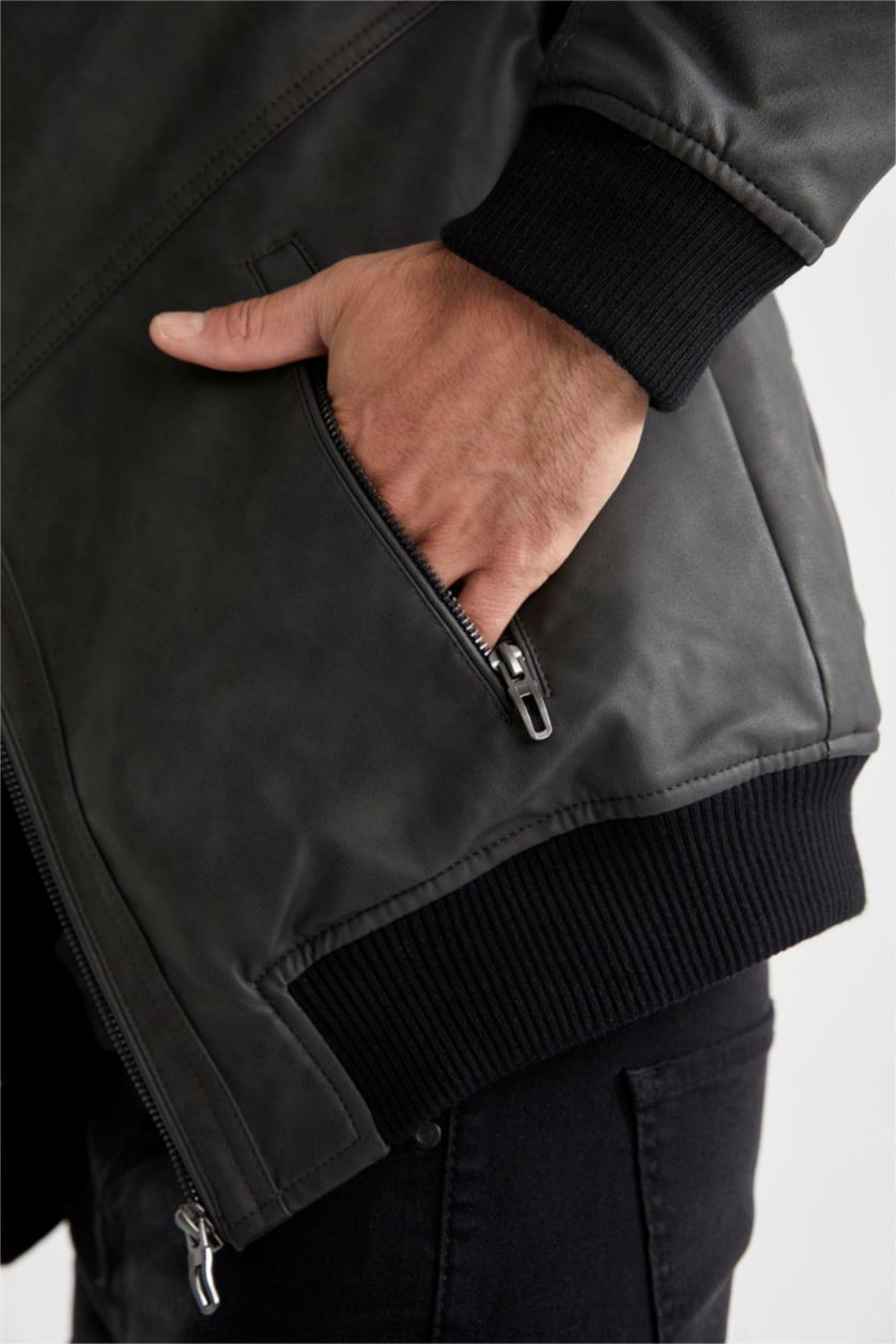 Erkek Koyu Antrasit Slim Fit Kapüşonlu Suni Deri Mont