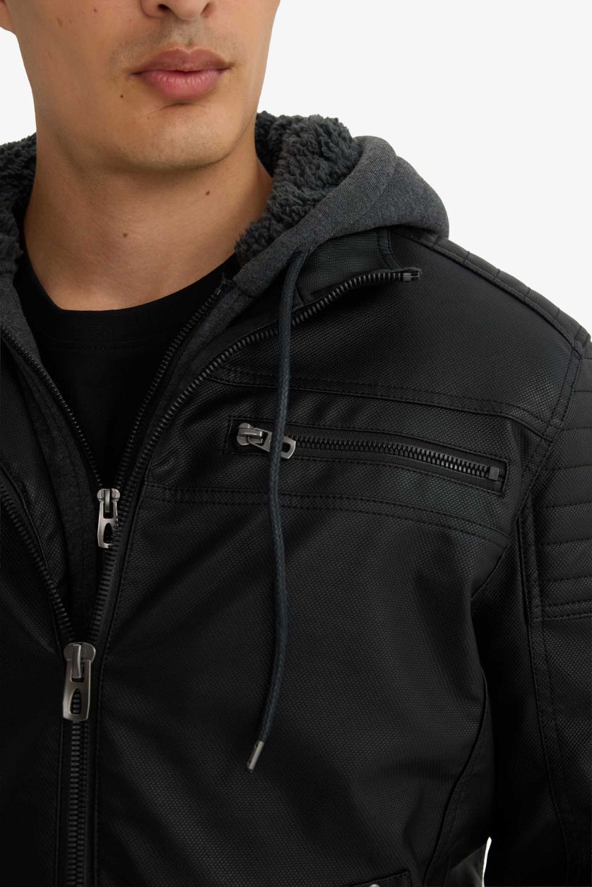 Erkek Siyah Su İtici Slim Fit Dar Kesim Çıkarılabilir Kapüşonlu Pelüş Astarlı Fermuarlı Suni Deri Ceket Mont