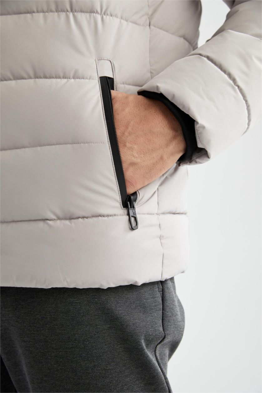 MAN Sand Puffer Jacket