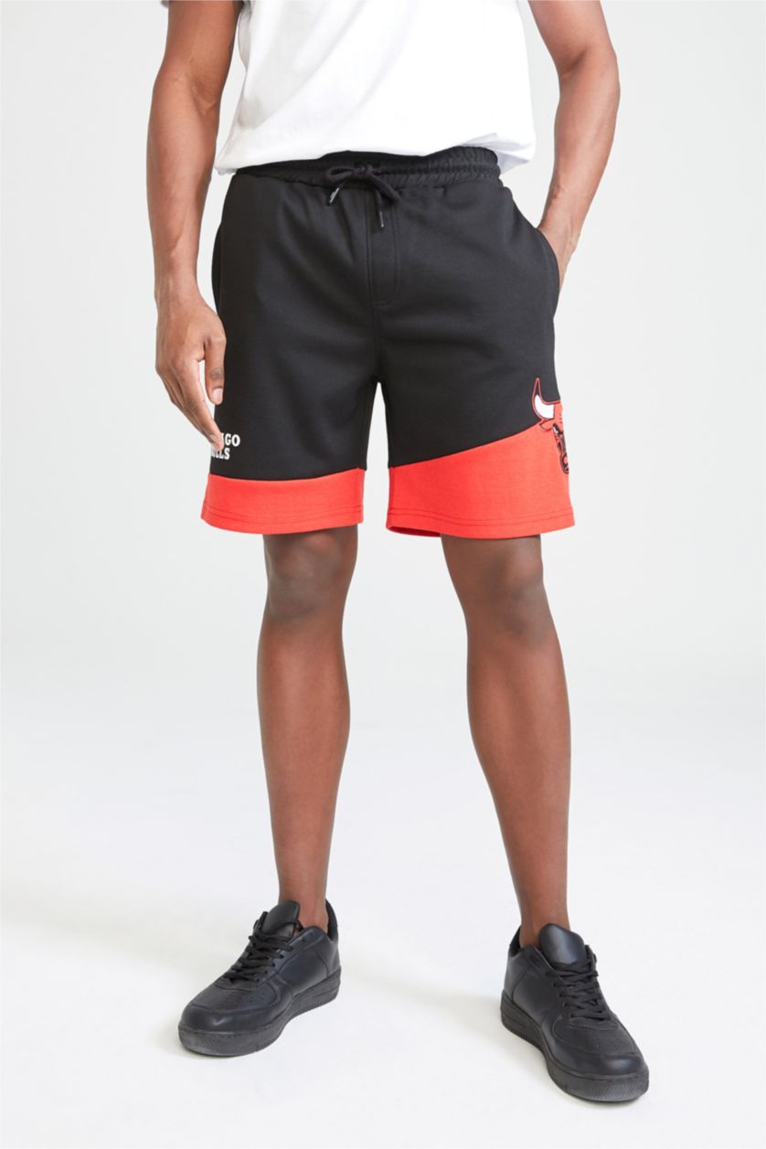 HOMME Noir Defacto Fit Short sous licence NBA Chicago Bulls