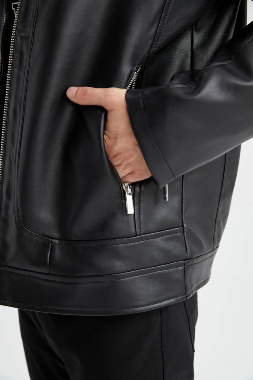 Erkek Siyah Slim Fit Yarım Balıkçı Yaka Suni Deri Mont