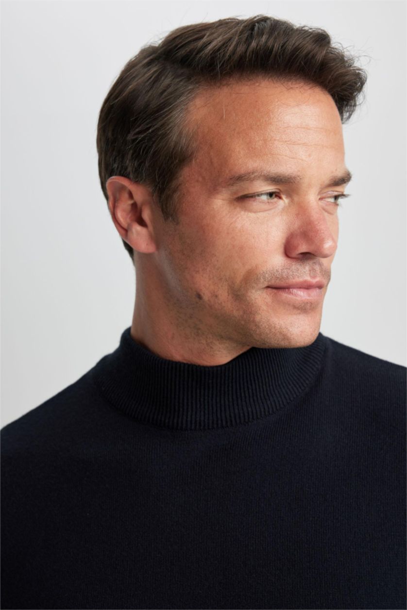 HOMME Marin Pull Slim à col roulé