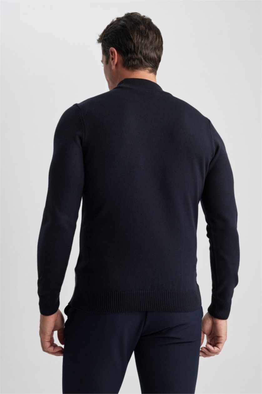 HOMME Marin Pull Slim à col roulé