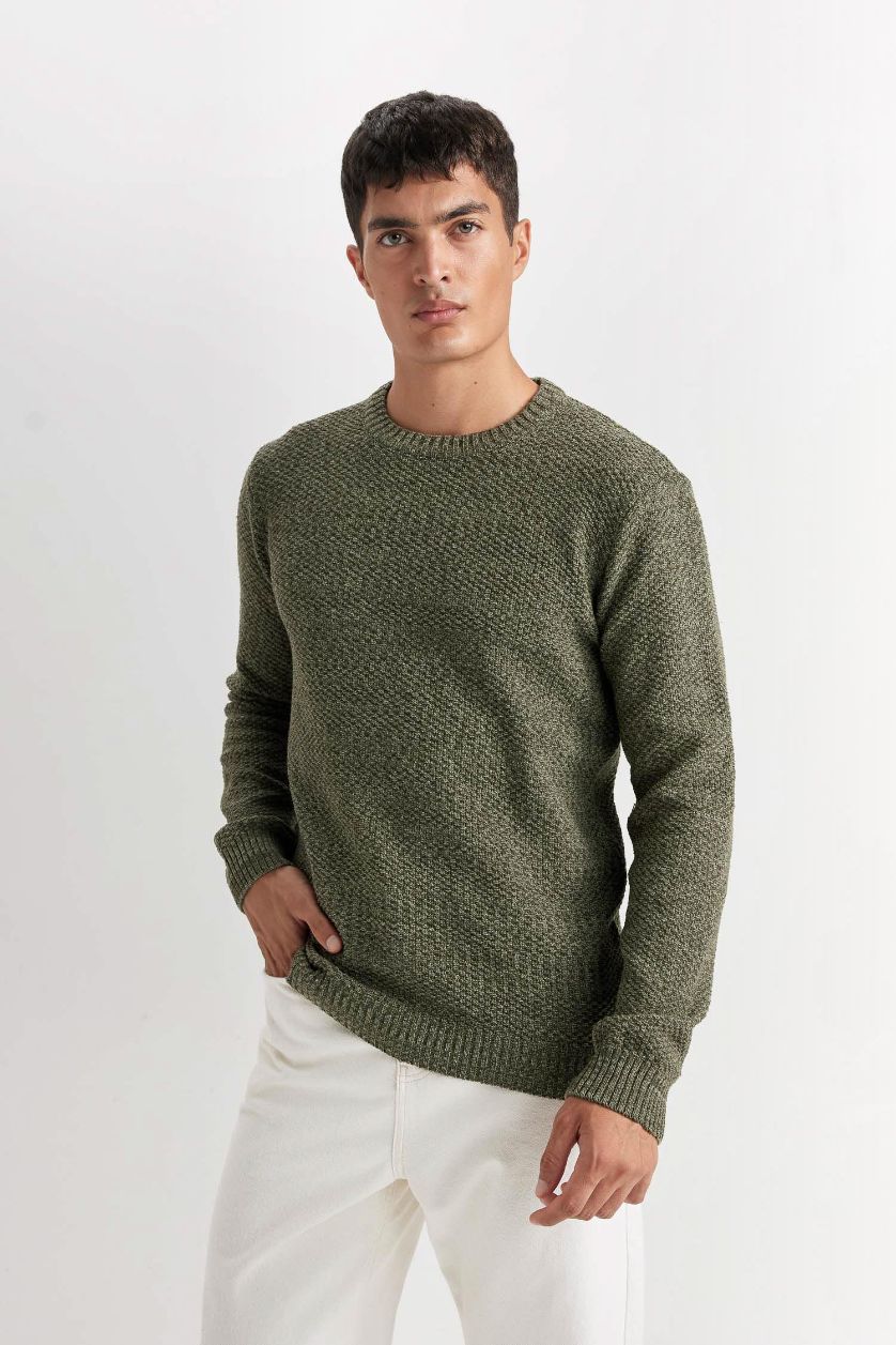 رجال كاكي بلوز تريكو قصة عادية بياخة مستديرة