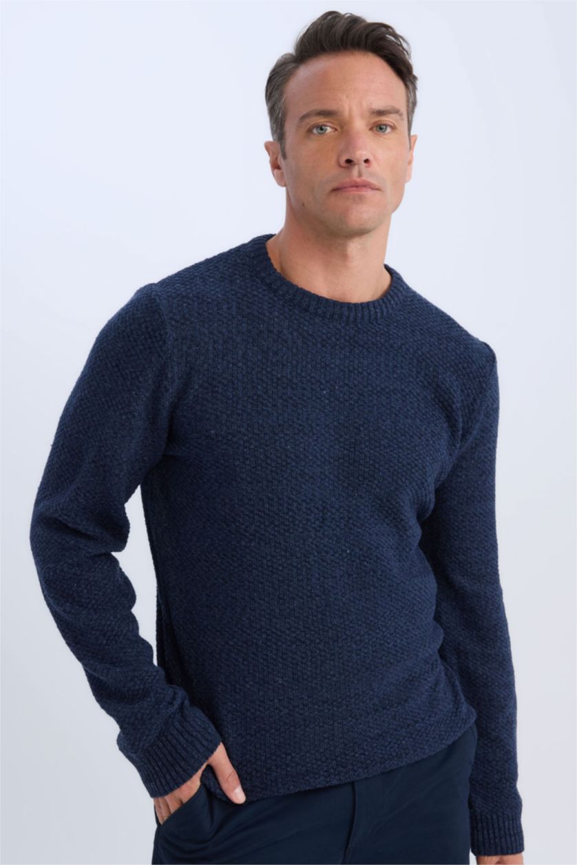 MAN NAVY Standard Fit Crew Neck Textured Basic Knitwear Pullover