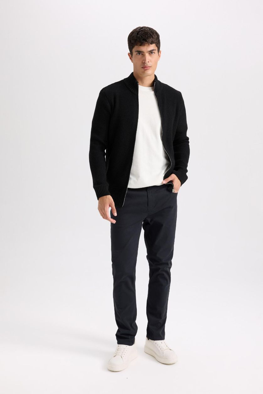 Erkek Siyah Siyah Standart Fit Normal Kesim Yarım Balıkçı Yaka Fermuarlı Triko Hırka