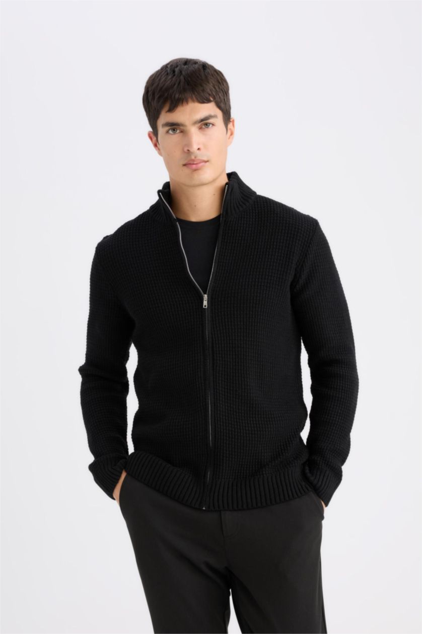 Man Black Standard Fit Knitwear Cardigan