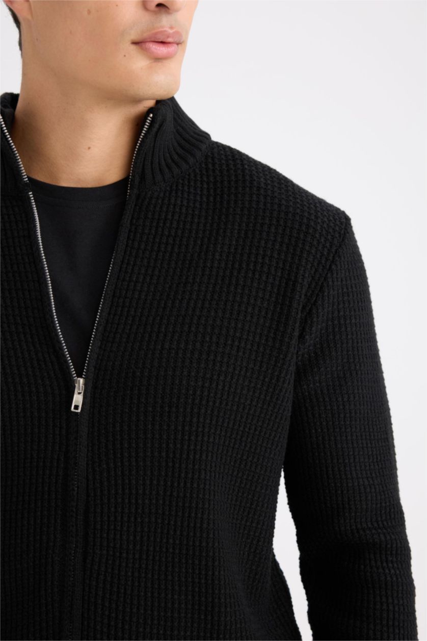 Man Black Standard Fit Knitwear Cardigan