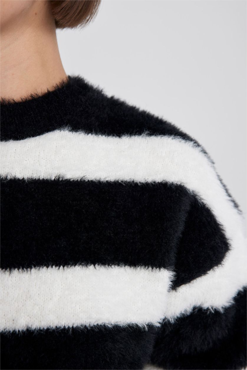 WOMAN Black Regular Fit Knitwear Pullover