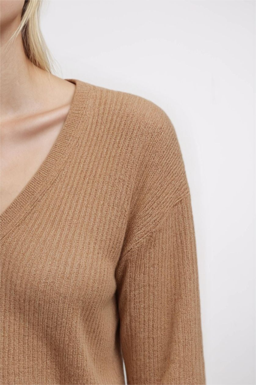 Kadın Camel Regular Fit V Yaka Basic Düz Düğmeli Triko Hırka